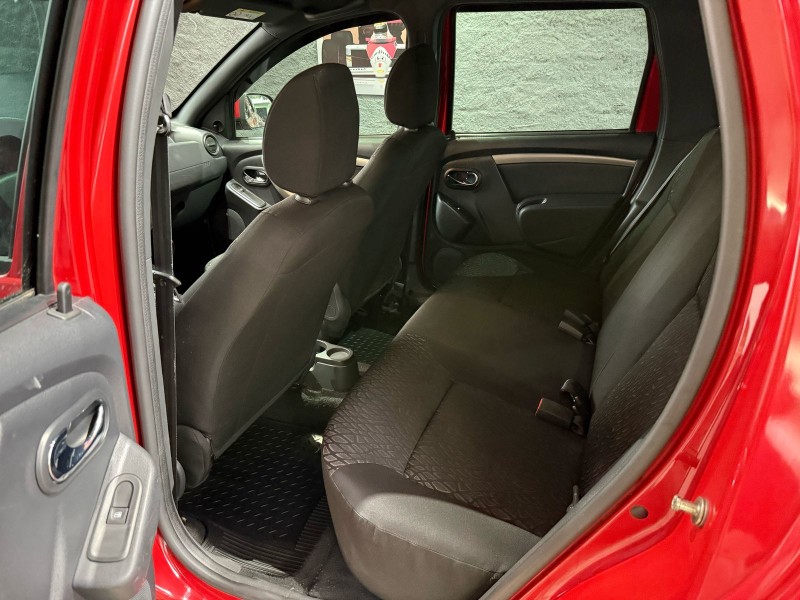 DUSTER 1.6 EXPRESSION 4X2 16V FLEX 4P MANUAL - 2018 - FARROUPILHA