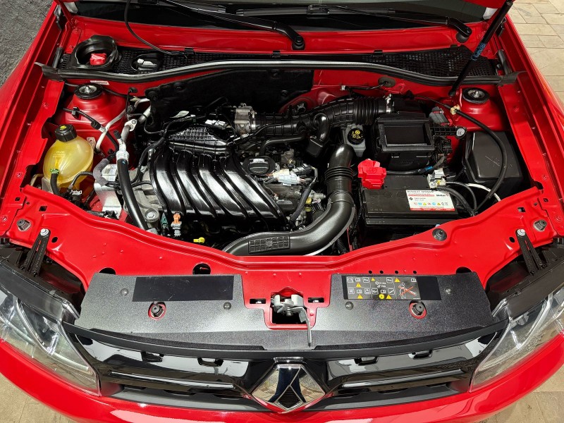 DUSTER 1.6 EXPRESSION 4X2 16V FLEX 4P MANUAL - 2018 - FARROUPILHA