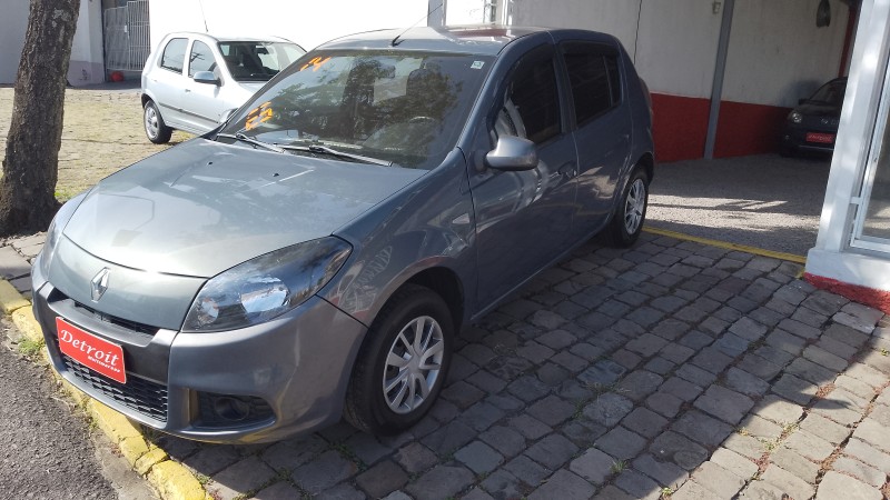 SANDERO 1.0 EXPRESSION 16V FLEX 4P MANUAL - 2014 - CAXIAS DO SUL