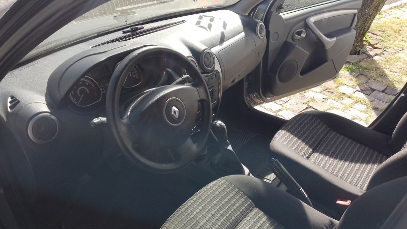 SANDERO 1.0 EXPRESSION 16V FLEX 4P MANUAL - 2014 - CAXIAS DO SUL