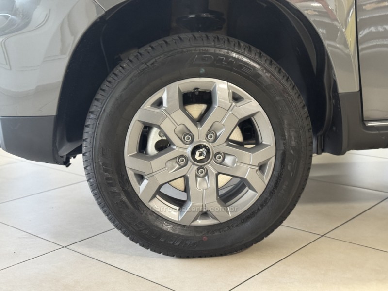 OROCH 1.6 16V SCE INTENSE FLEX 4P MANUAL - 2025 - FLORES DA CUNHA