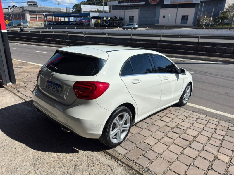 A 200 1.6 TURBO URBAN 16V GASOLINA 4P AUTOMÁTICO - 2014 - CAXIAS DO SUL