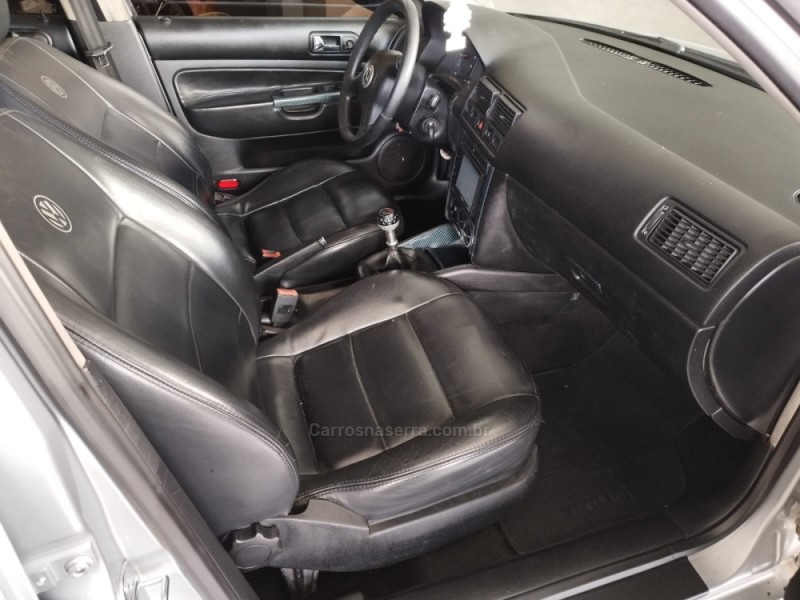 GOLF 1.6 MI BLACK & SILVER 8V GASOLINA 4P MANUAL - 2002 - CAMPO BOM