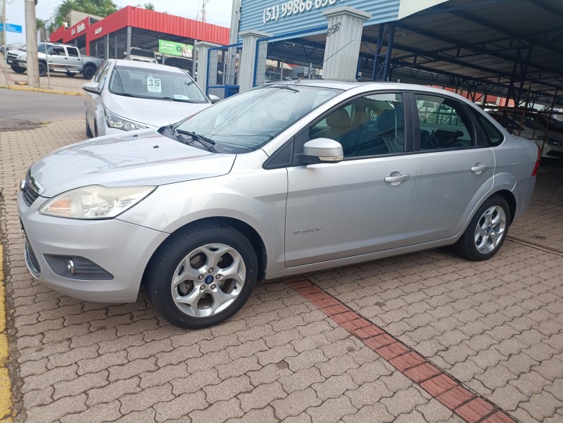 focus 2.0 titanium sedan 16v flex 4p automatico 2013 bom principio