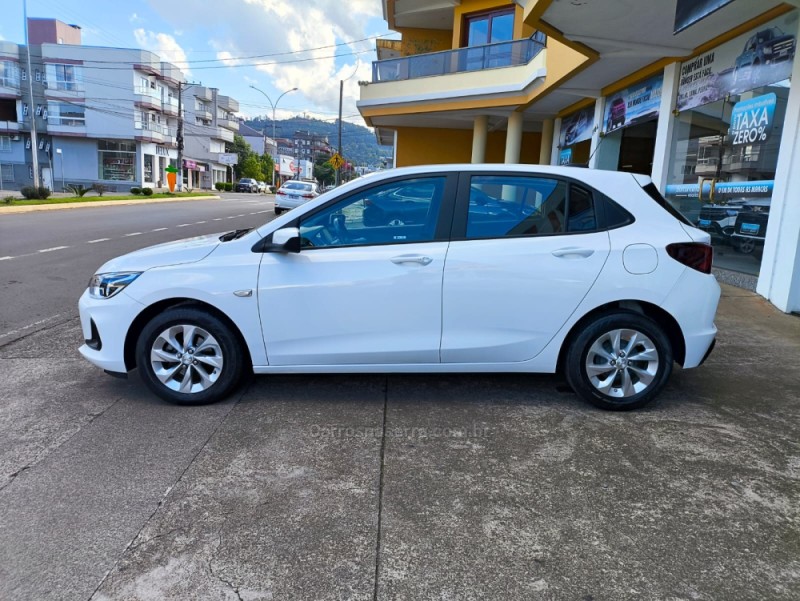 ONIX 1.0 LTZ 12V TURBO FLEX 4P AUTOMÁTICO - 2020 - GUAPORé