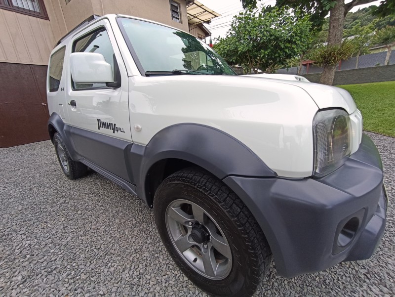 JIMNY 1.3 4ALL 4X4 16V GASOLINA 2P MANUAL - 2019 - BENTO GONçALVES