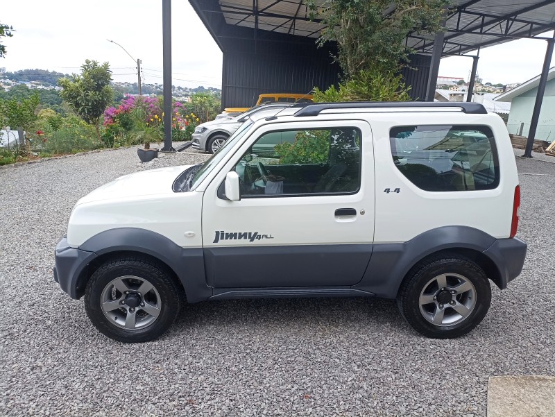 JIMNY 1.3 4ALL 4X4 16V GASOLINA 2P MANUAL - 2019 - BENTO GONçALVES