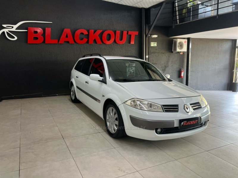 MÉGANE 1.6 DYNAMIQUE GRAND TOUR 16V FLEX 4P MANUAL - 2012 - CAMPO BOM