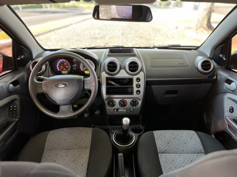 FIESTA 1.6 MPI HATCH 8V FLEX 4P MANUAL - 2014 - DOIS IRMãOS