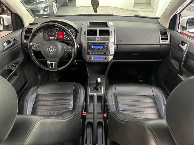 POLO SEDAN 1.6 MI COMFORTLINE 8V FLEX 4P AUTOMATIZADO - 2012 - NOVO HAMBURGO