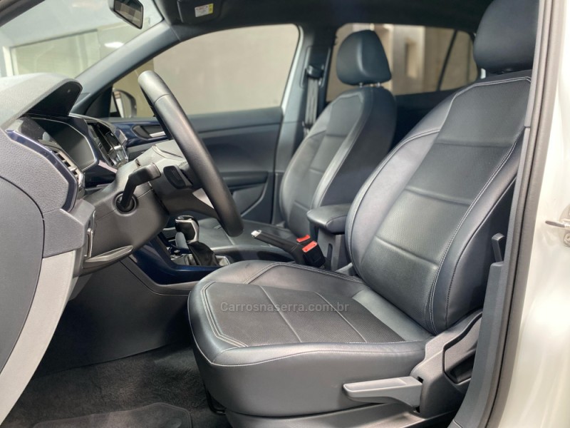 T-CROSS 1.0 COMFORTLINE TSI FLEX 4P AUTOMÁTICO - 2024 - VACARIA