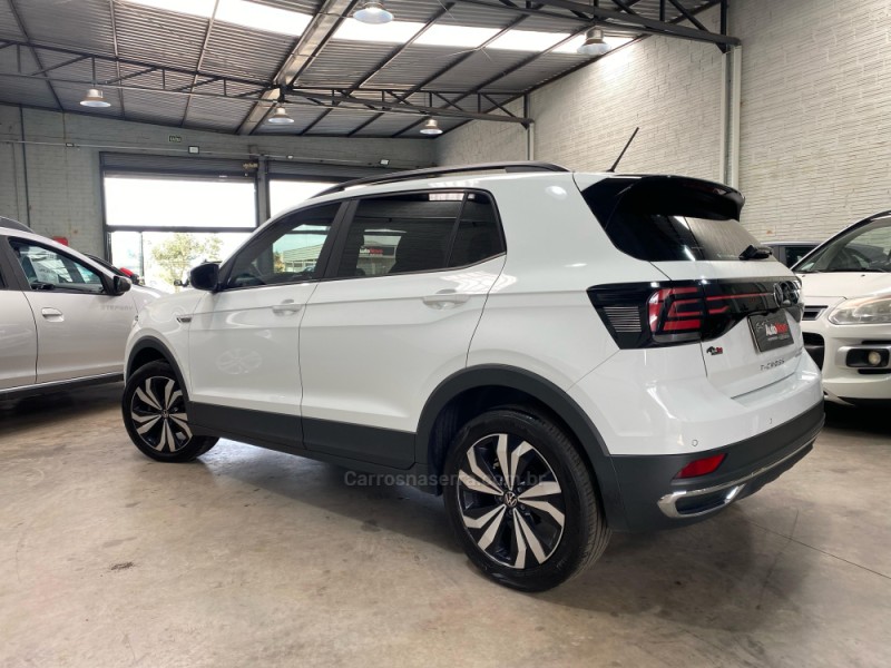 T-CROSS 1.0 COMFORTLINE TSI FLEX 4P AUTOMÁTICO - 2024 - VACARIA