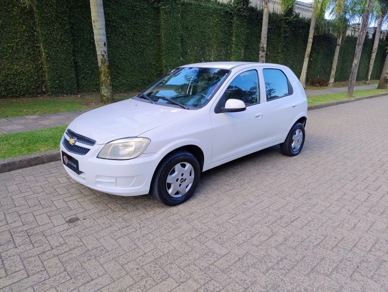 celta 1.0 vhce lt 8v flex 4p manual 2014 caxias do sul