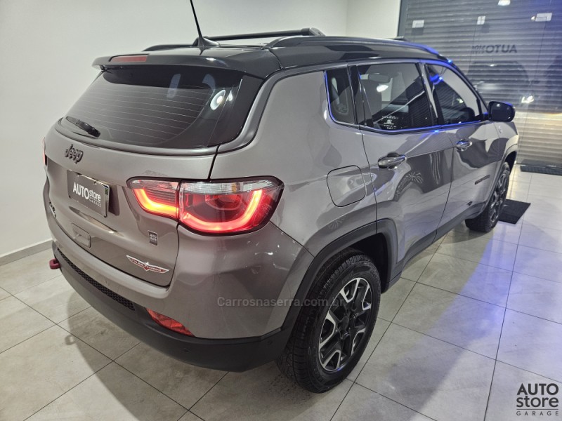 COMPASS 2.0 16V DIESEL TRAILHAWK 4X4 AUTOMÁTICO - 2019 - CAXIAS DO SUL