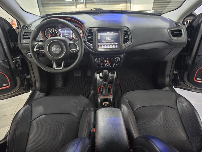 COMPASS 2.0 16V DIESEL TRAILHAWK 4X4 AUTOMÁTICO - 2019 - CAXIAS DO SUL
