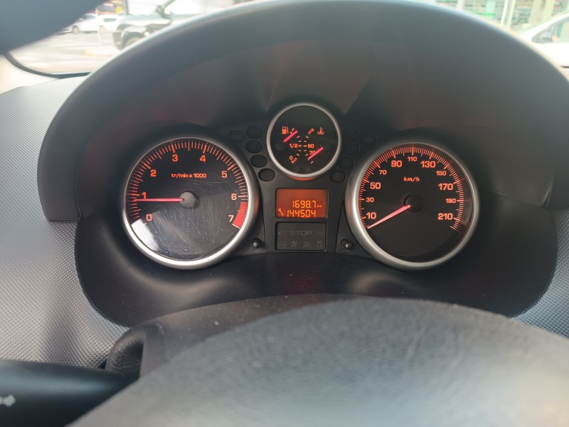 207 1.4 XR 8V FLEX 4P MANUAL - 2010 - FLORES DA CUNHA