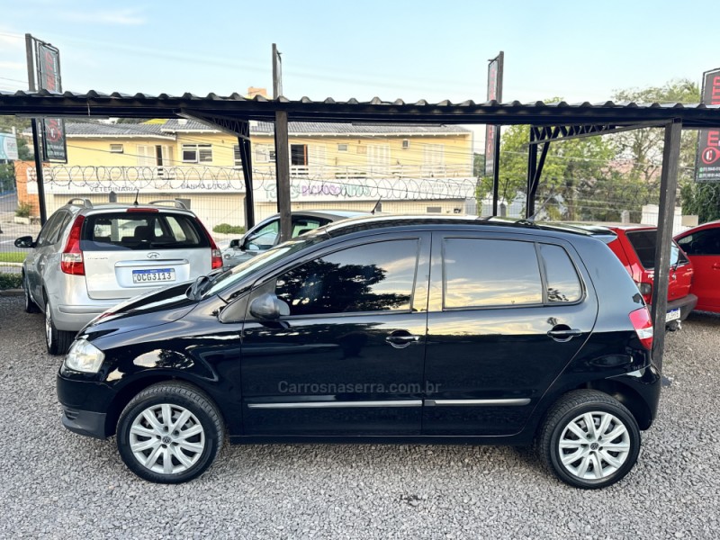 FOX 1.0 MI 8V FLEX 4P MANUAL - 2009 - NOVO HAMBURGO