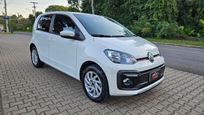 UP 1.0 TSI CONNECT 12V TOTAL FLEX 4P MANUAL - 2020 - IVOTI