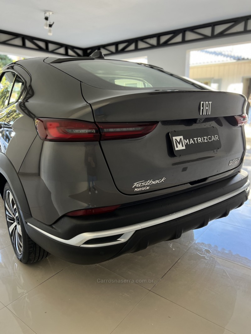 FASTBACK 1.0 AUDACE 200 TURBO FLEX 4P AUTOMÁTICO - 2024 - CANELA