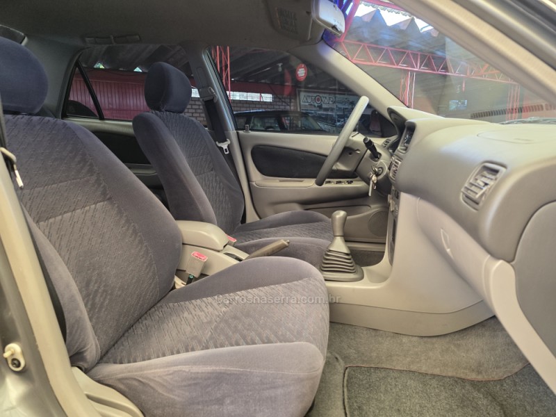 COROLLA 1.8 XEI 16V GASOLINA 4P MANUAL - 2002 - SAPIRANGA