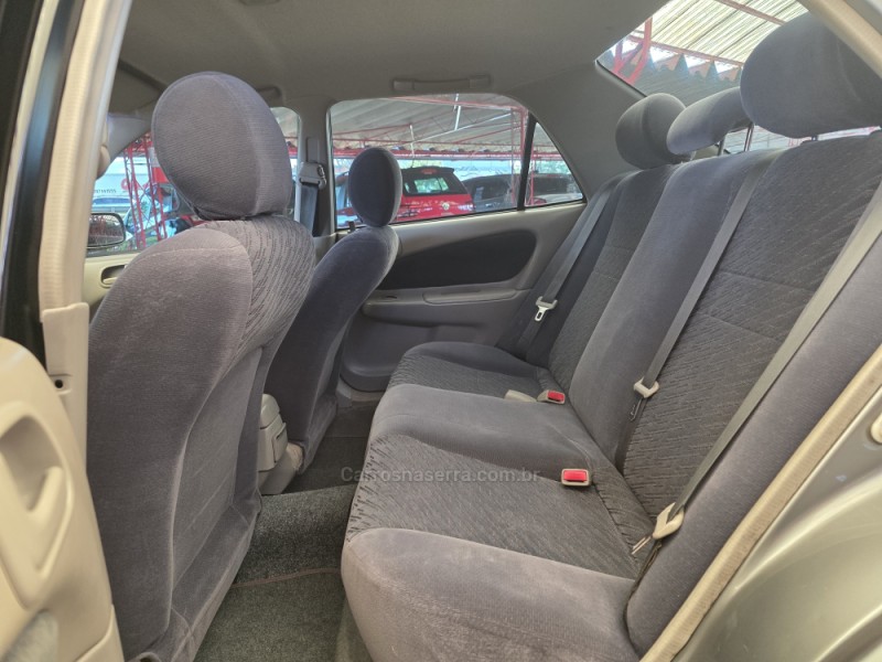 COROLLA 1.8 XEI 16V GASOLINA 4P MANUAL - 2002 - SAPIRANGA