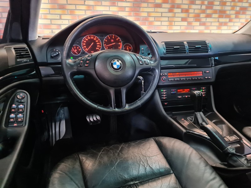 525I 2.5 SEDAN 24V GASOLINA 4P AUTOMÁTICO - 2001 - FARROUPILHA