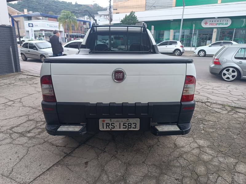 STRADA 1.4 MPI FIRE CS 8V FLEX 2P MANUAL - 2011 - FLORES DA CUNHA