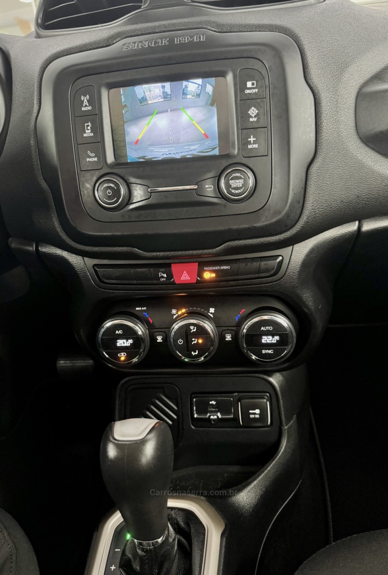 RENEGADE 1.8 16V FLEX LONGITUDE 4P AUTOMÁTICO - 2016 - VILA FLORES