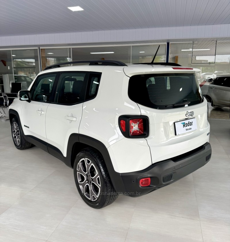 RENEGADE 1.8 16V FLEX LONGITUDE 4P AUTOMÁTICO - 2016 - VILA FLORES