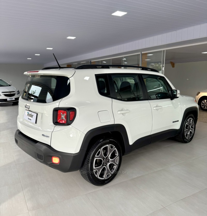 RENEGADE 1.8 16V FLEX LONGITUDE 4P AUTOMÁTICO - 2016 - VILA FLORES