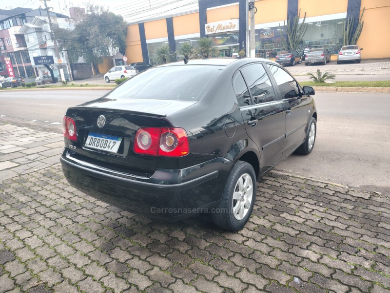 POLO SEDAN 1.6 MI 8V FLEX 4P MANUAL - 2008 - GUAPORé