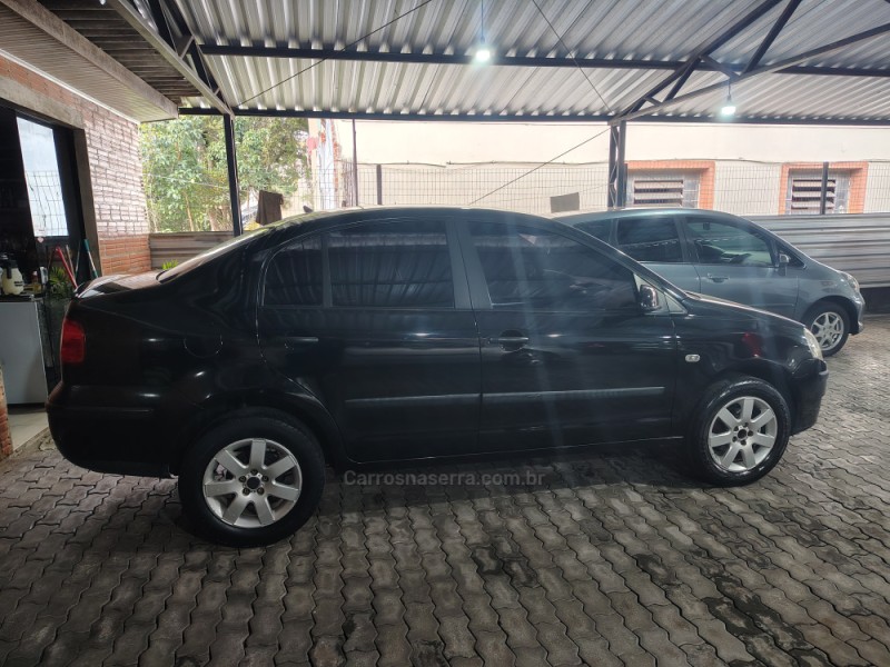 POLO SEDAN 1.6 MI 8V FLEX 4P MANUAL - 2008 - GUAPORé