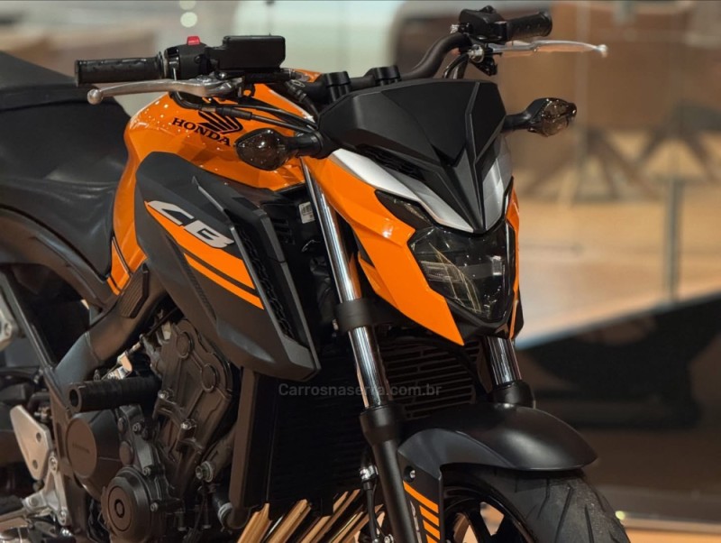 CB 650 F - 2019 - NOVO HAMBURGO