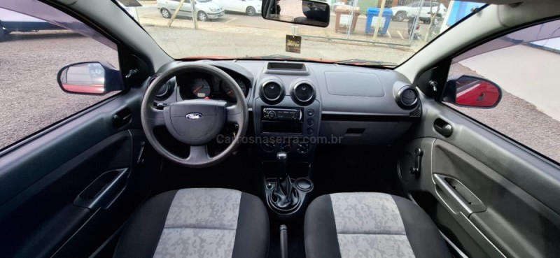 FIESTA 1.0 ROCAM SEDAN 8V FLEX 4P MANUAL - 2009 - SALVADOR DO SUL