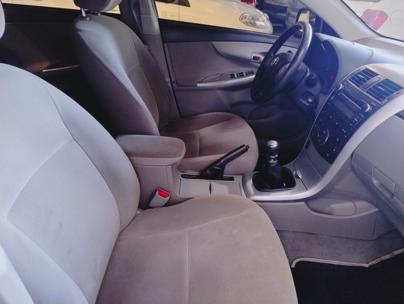 COROLLA 1.8 GLI 16V FLEX 4P MANUAL - 2012 - SãO SEBASTIãO DO CAí