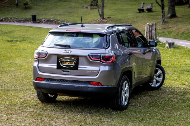COMPASS 2.0 SPORT 4X2 16V GASOLINA 4P AUTOMÁTICO - 2017 - GRAMADO