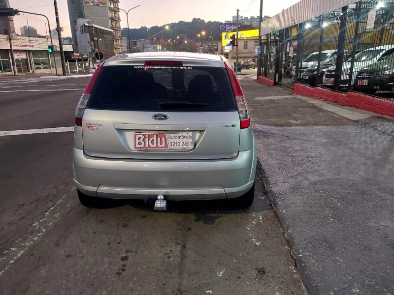FIESTA 1.6 MPI HATCH 8V FLEX 4P MANUAL - 2008 - CAXIAS DO SUL