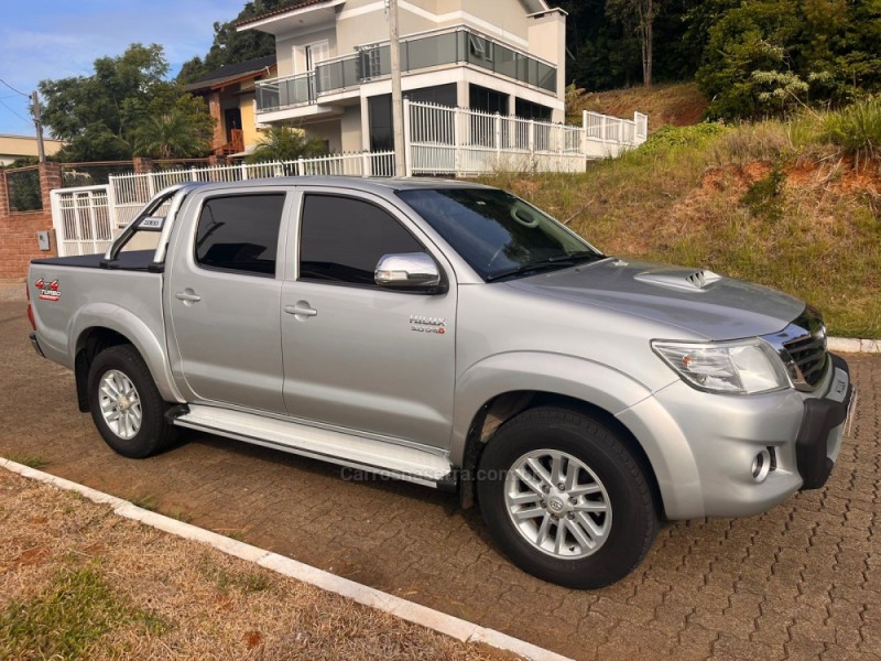 HILUX 3.0 SRV 4X4 CD 16V TURBO INTERCOOLER DIESEL 4P AUTOMÁTICO - 2014 - CARLOS BARBOSA