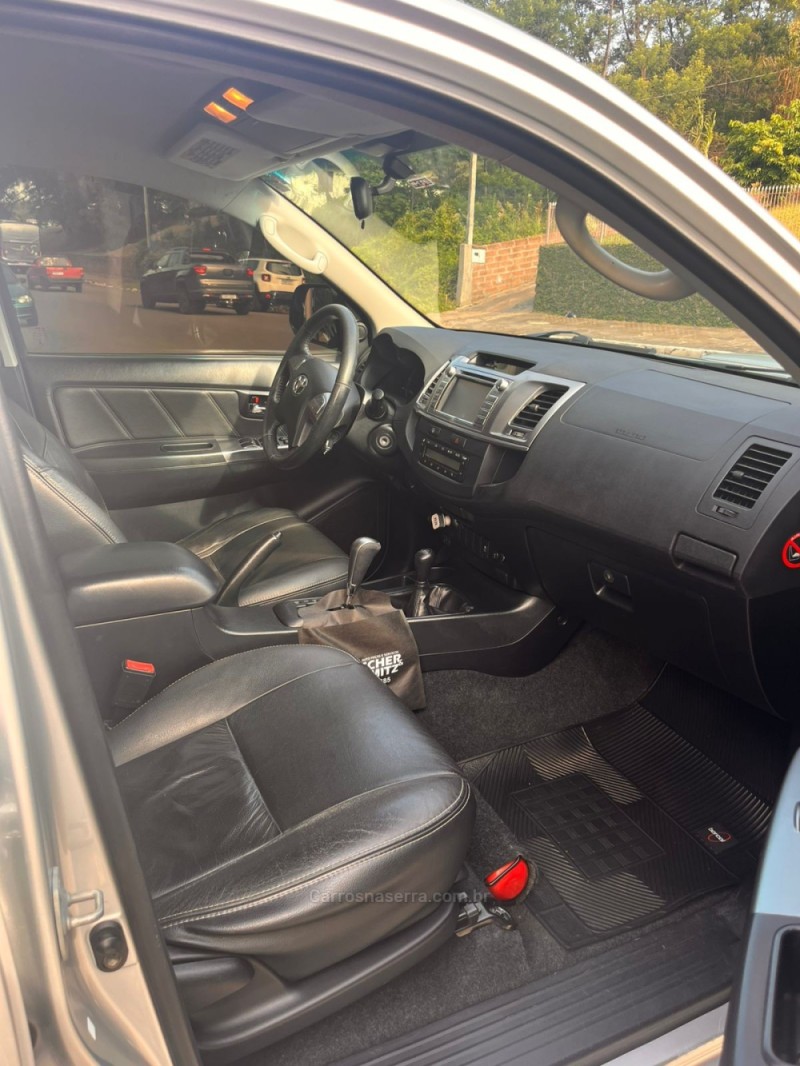 HILUX 3.0 SRV 4X4 CD 16V TURBO INTERCOOLER DIESEL 4P AUTOMÁTICO - 2014 - CARLOS BARBOSA