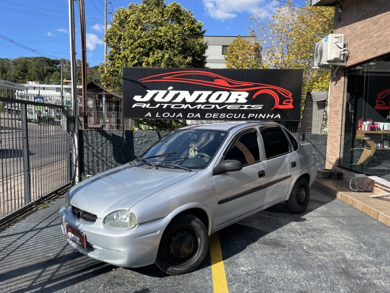 corsa 1.6 mpfi classic sedan 8v gasolina 4p manual 2005 caxias do sul