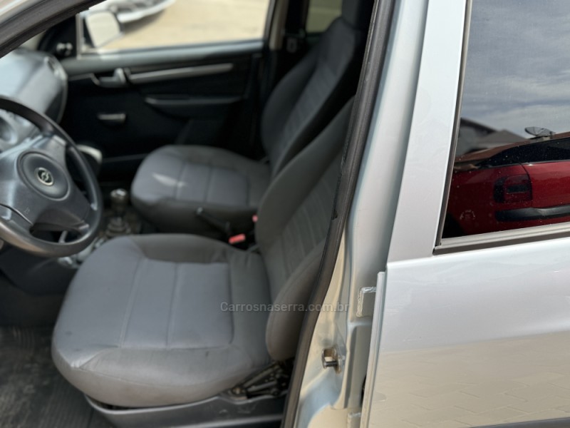 PRISMA 1.4 MPFI LT 8V FLEX 4P MANUAL - 2010 - GUAPORé