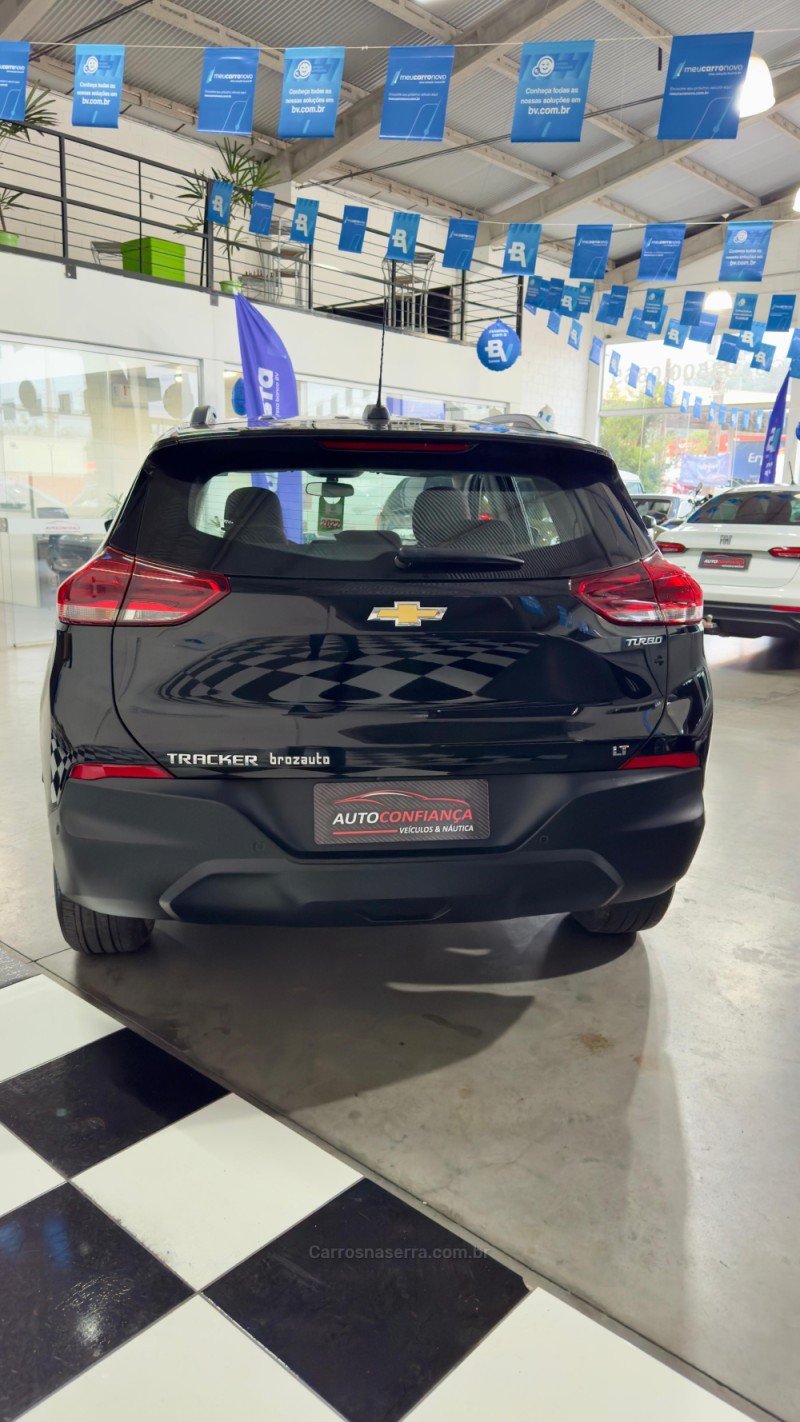 TRACKER 1.0 12V LT TURBO FLEX 4P AUTOMÁTICO - 2022 - MONTENEGRO