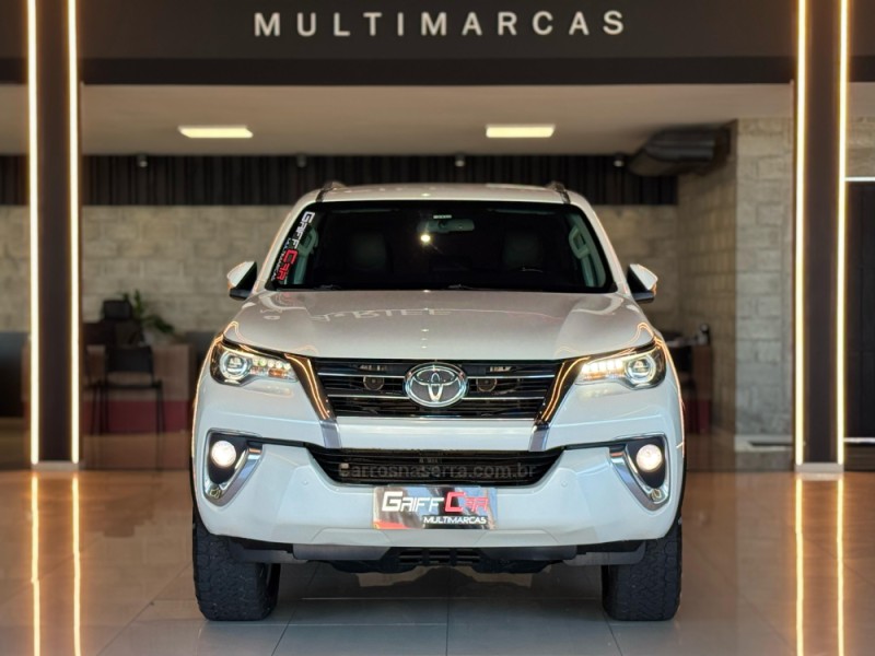 HILUX SW4 2.8 SRX 4X4 16V TURBO INTERCOOLER DIESEL 4P AUTOMÁTICO - 2017 - DOIS IRMãOS