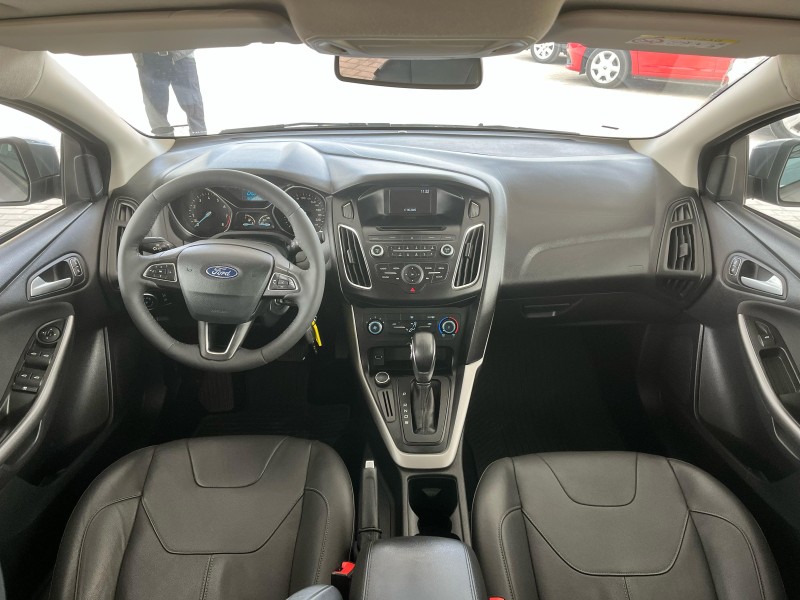 FOCUS 2.0 SE FASTBACK 16V FLEX 4P AUTOMÁTICO - 2019 - CAXIAS DO SUL