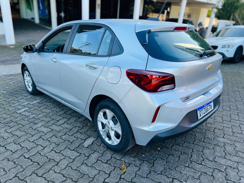 ONIX 1.0 LT 12V TURBO FLEX 4P MANUAL - 2020 - BENTO GONçALVES