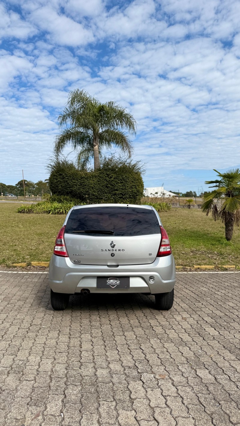 SANDERO 1.6 EXPRESSION 8V FLEX 4P MANUAL - 2013 - CAXIAS DO SUL