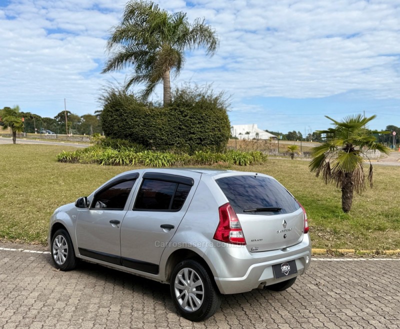 SANDERO 1.6 EXPRESSION 8V FLEX 4P MANUAL - 2013 - CAXIAS DO SUL