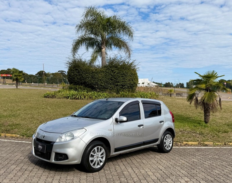 SANDERO 1.6 EXPRESSION 8V FLEX 4P MANUAL - 2013 - CAXIAS DO SUL