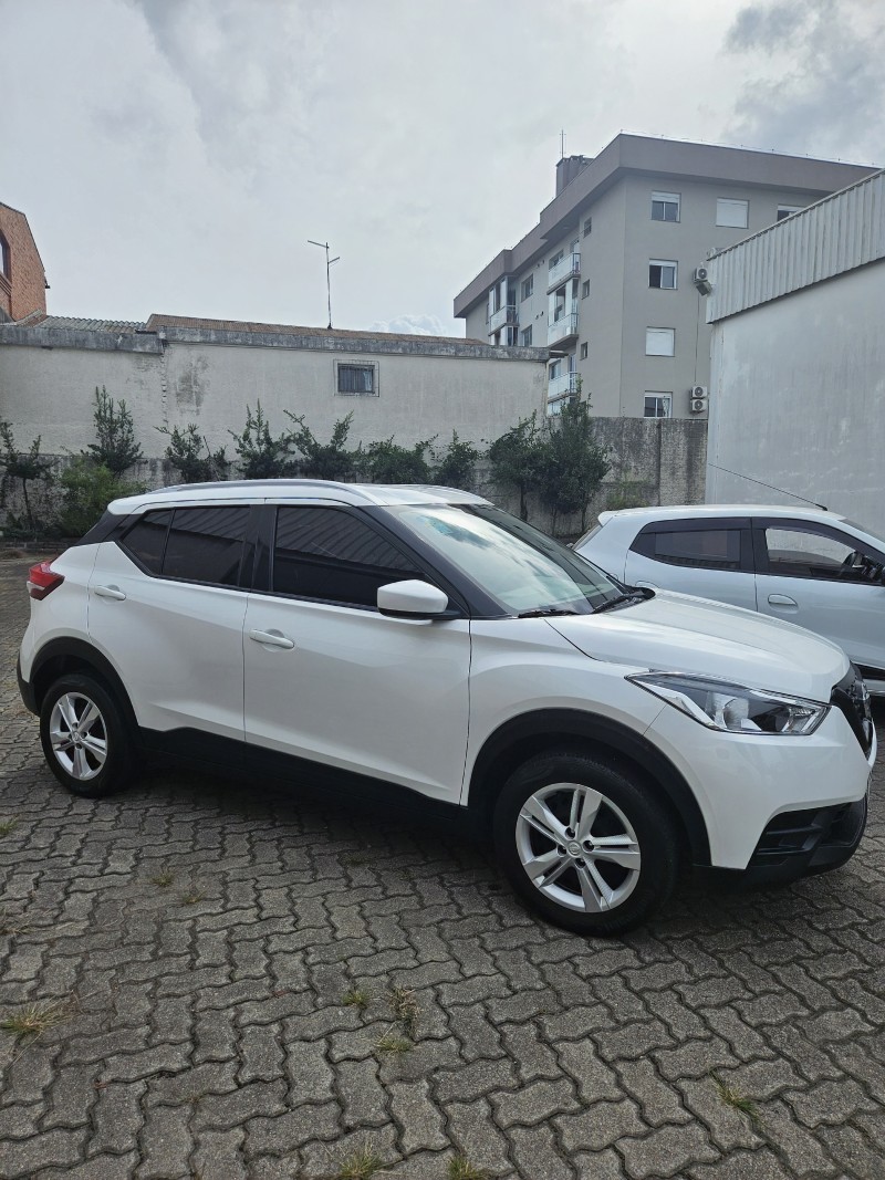 KICKS 1.6 16V FLEX S XTRONIC 4P AUTOMÁTICO - 2020 - FARROUPILHA