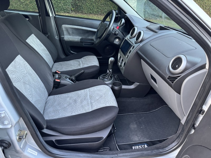 FIESTA 1.6 MPI SEDAN 8V FLEX 4P MANUAL - 2008 - CAXIAS DO SUL